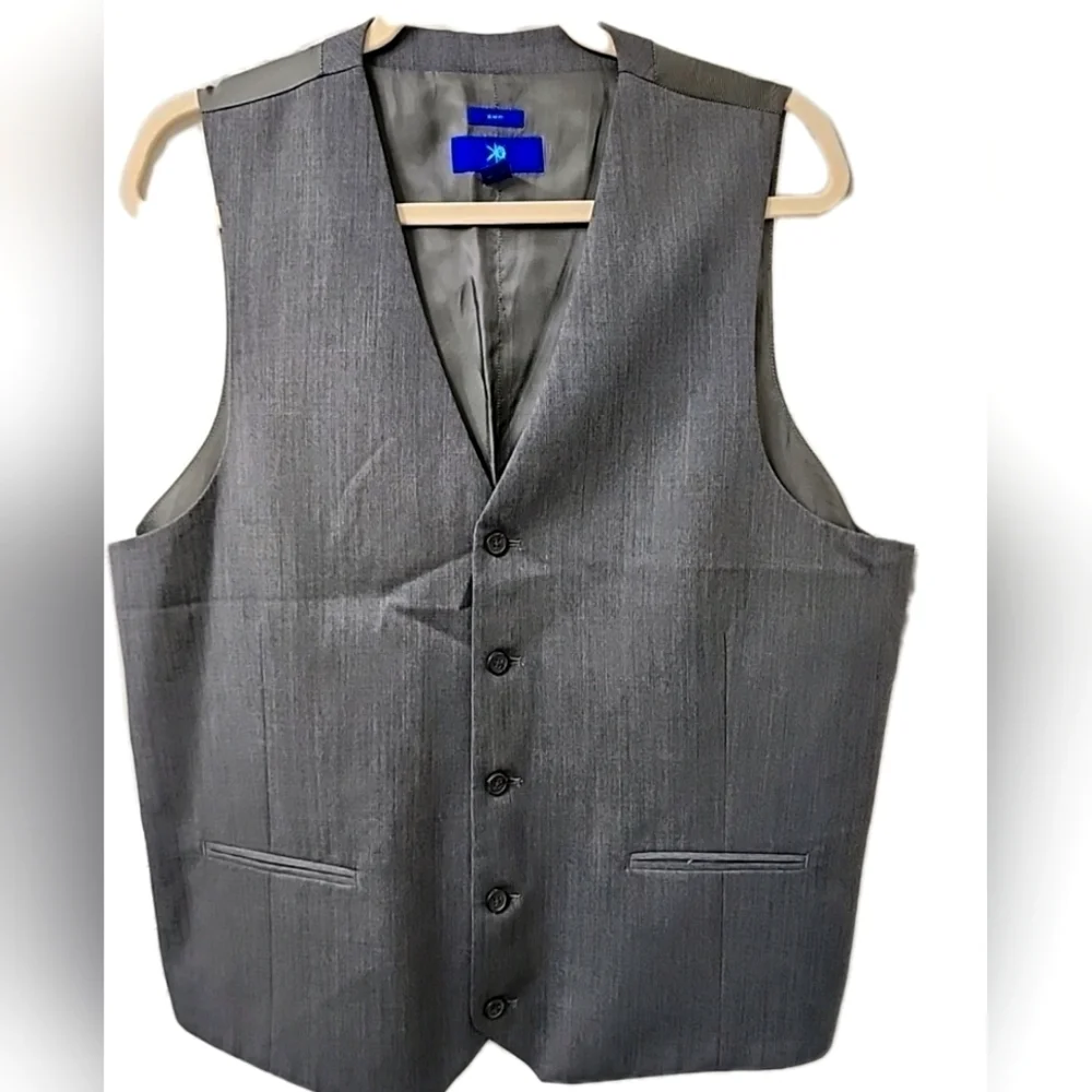 Egara Men’s Suit Vest Adjustable Waist Size X Large 44R Slim Fit 100% Wool Grey